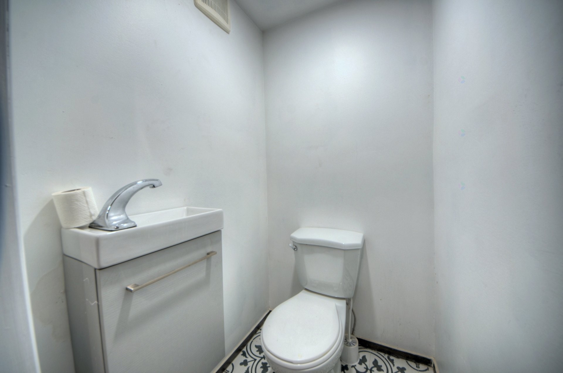 Salle d'eau - 1460 Rue Atateken, Montréal (Ville-Marie), QC