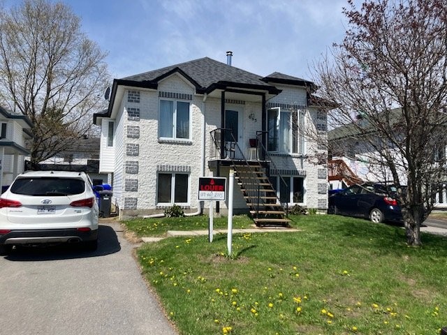 Front of Structure - 695 Rue Bastien, Gatineau (Buckingham), QC