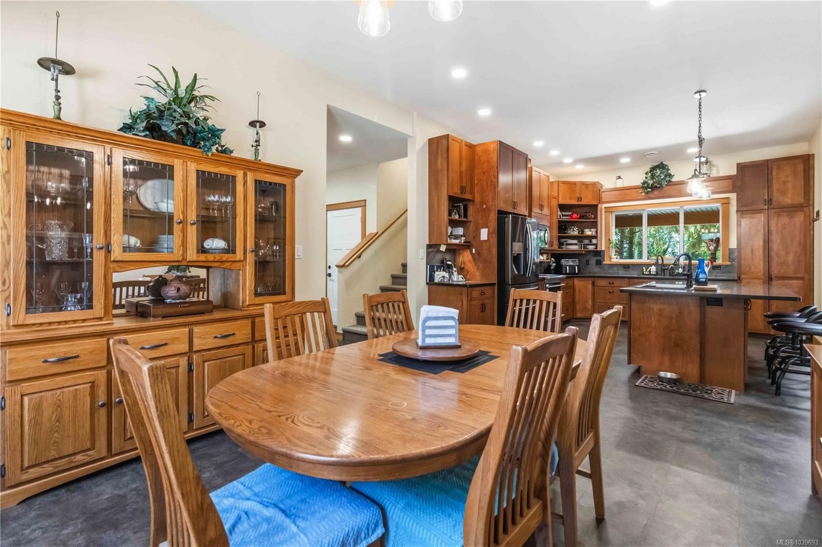 5480 Sooke Rd, Sooke, BC