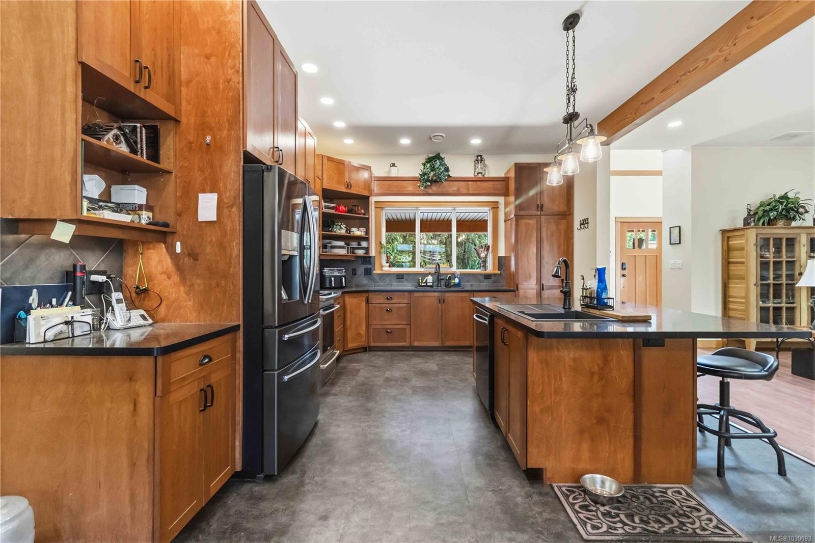 5480 Sooke Rd, Sooke, BC