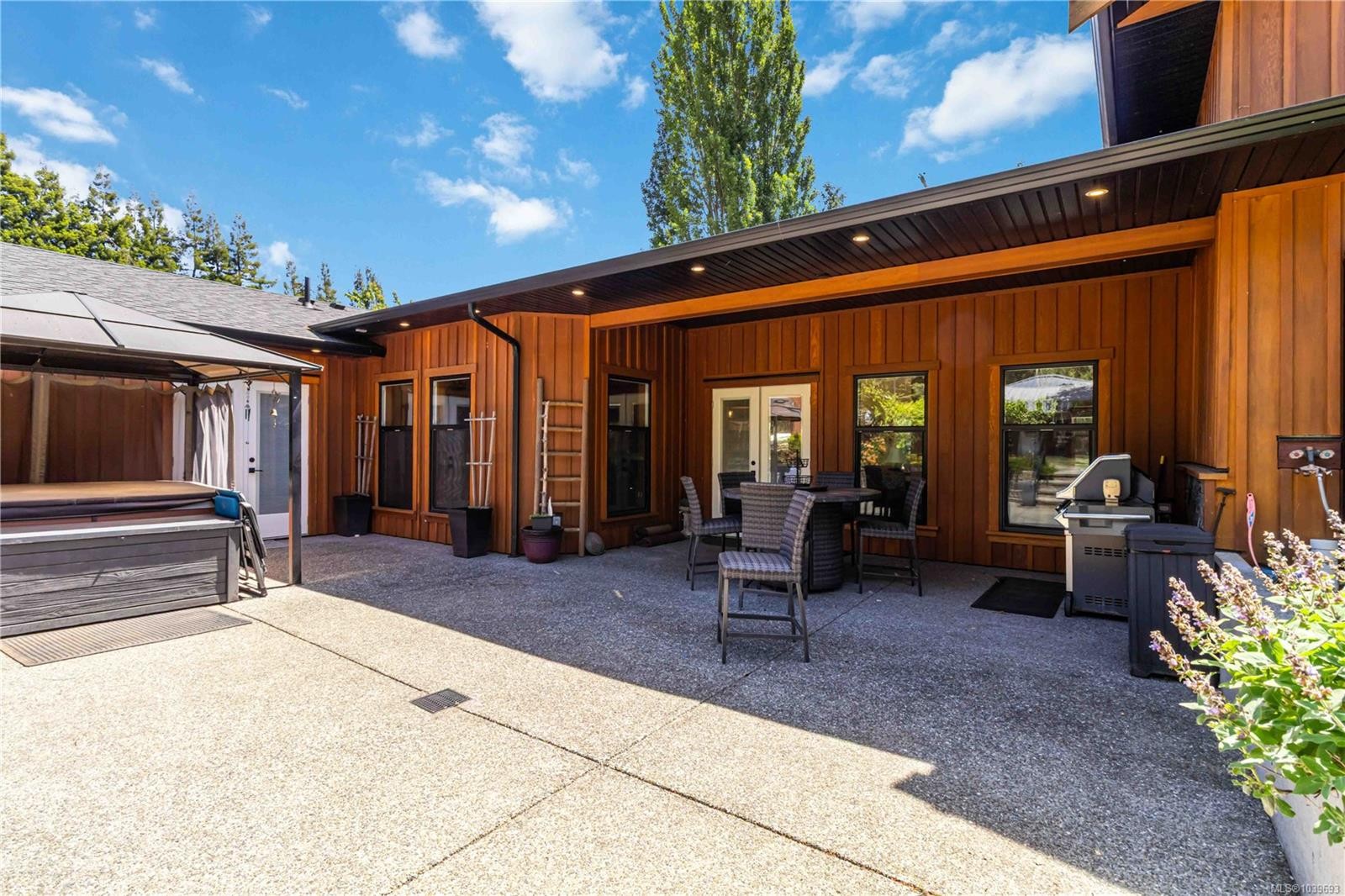5480 Sooke Rd, Sooke, BC
