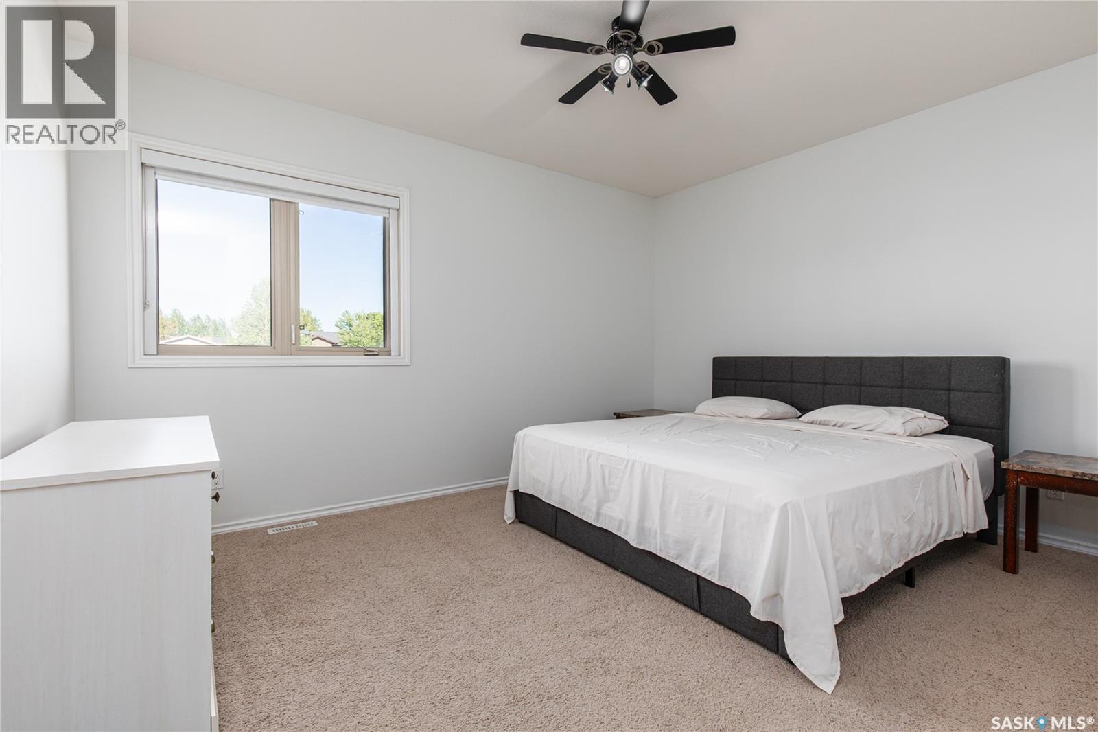 27 Belmont Crescent, Moose Jaw, SK