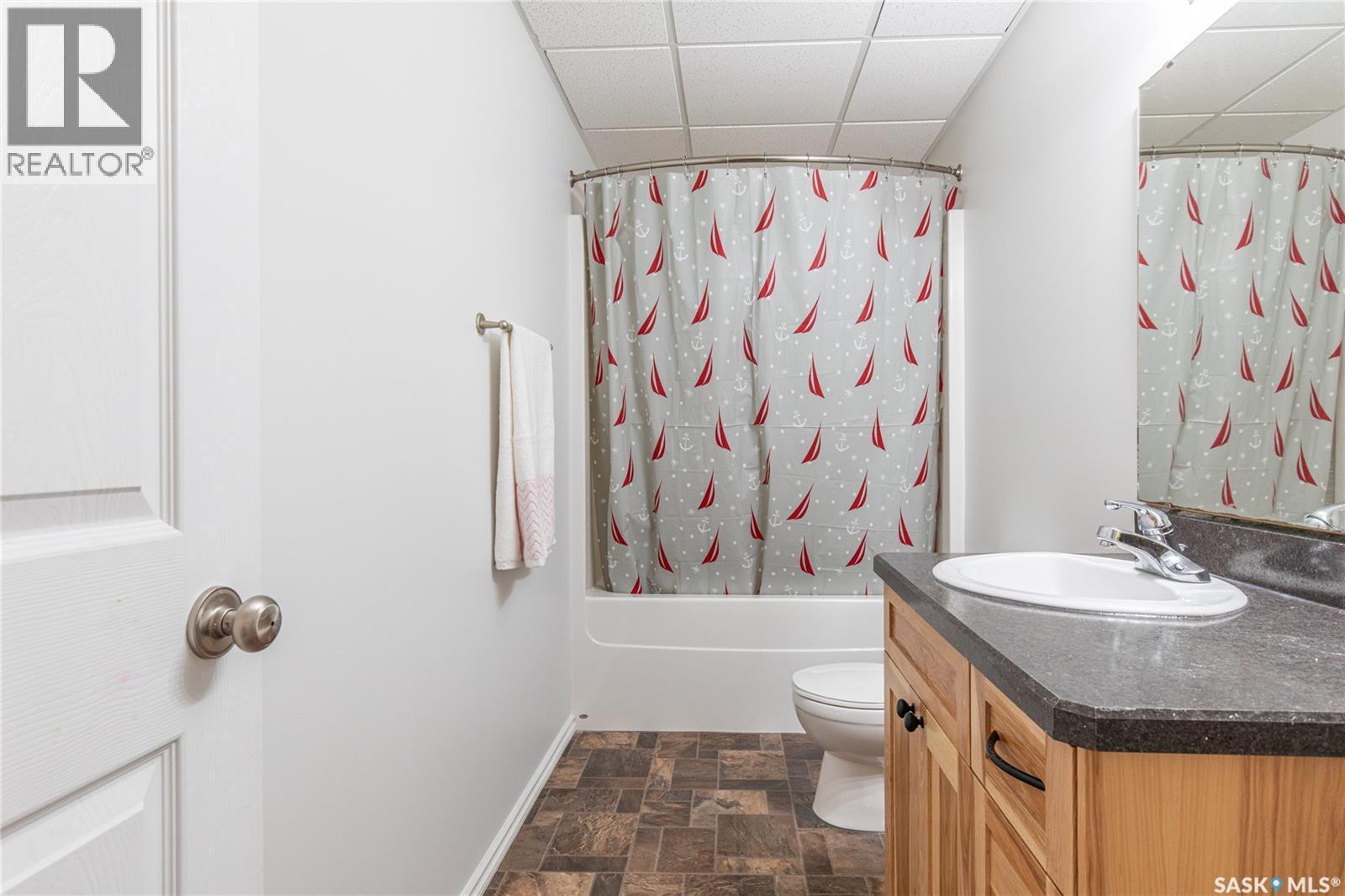 27 Belmont Crescent, Moose Jaw, SK