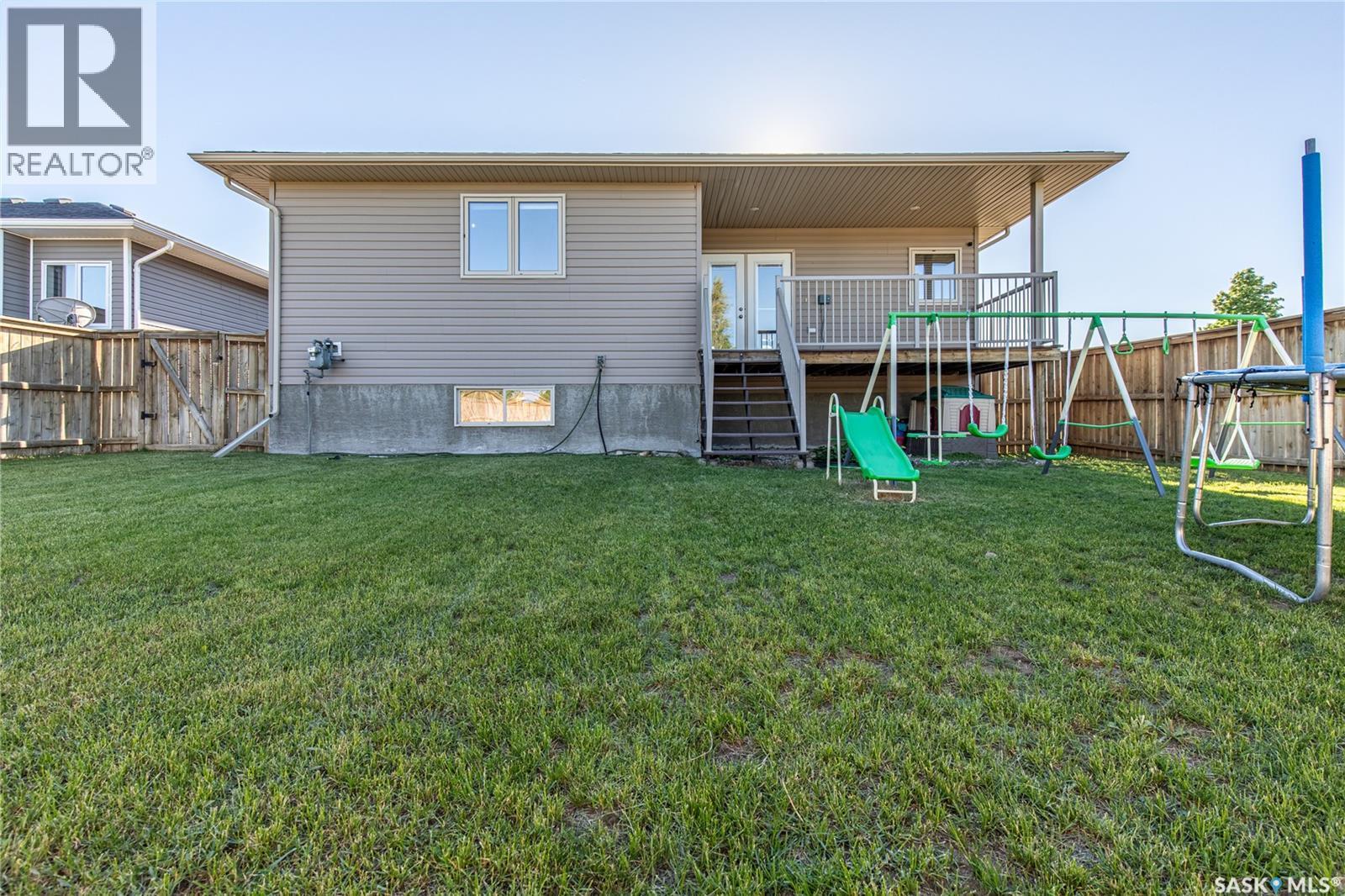 27 Belmont Crescent, Moose Jaw, SK