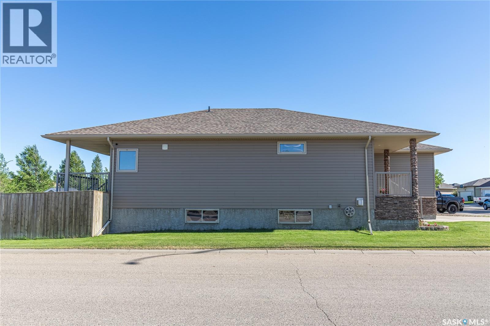 27 Belmont Crescent, Moose Jaw, SK