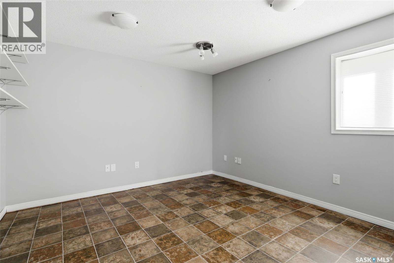3407 Bishop Crescent E, Regina, SK
