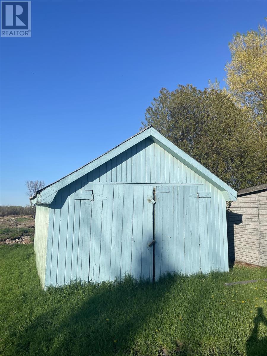 2280 Huron Line, Richards Landing, ON