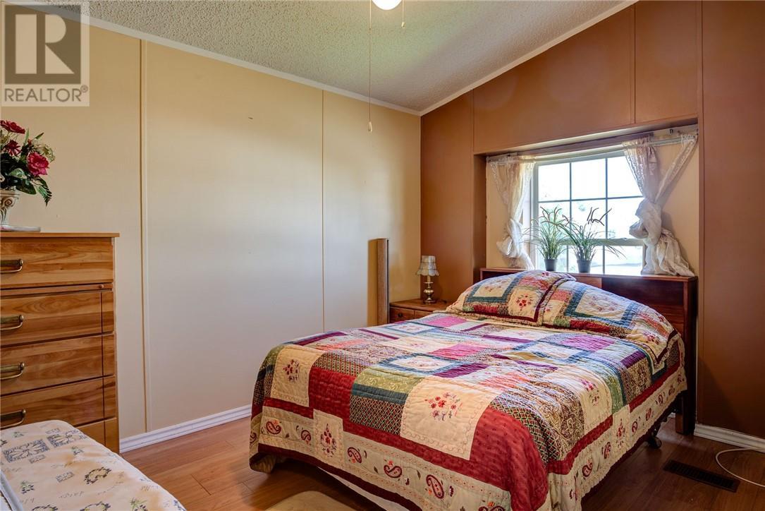 76 Corbin Avenue, Wahnapitae, ON
