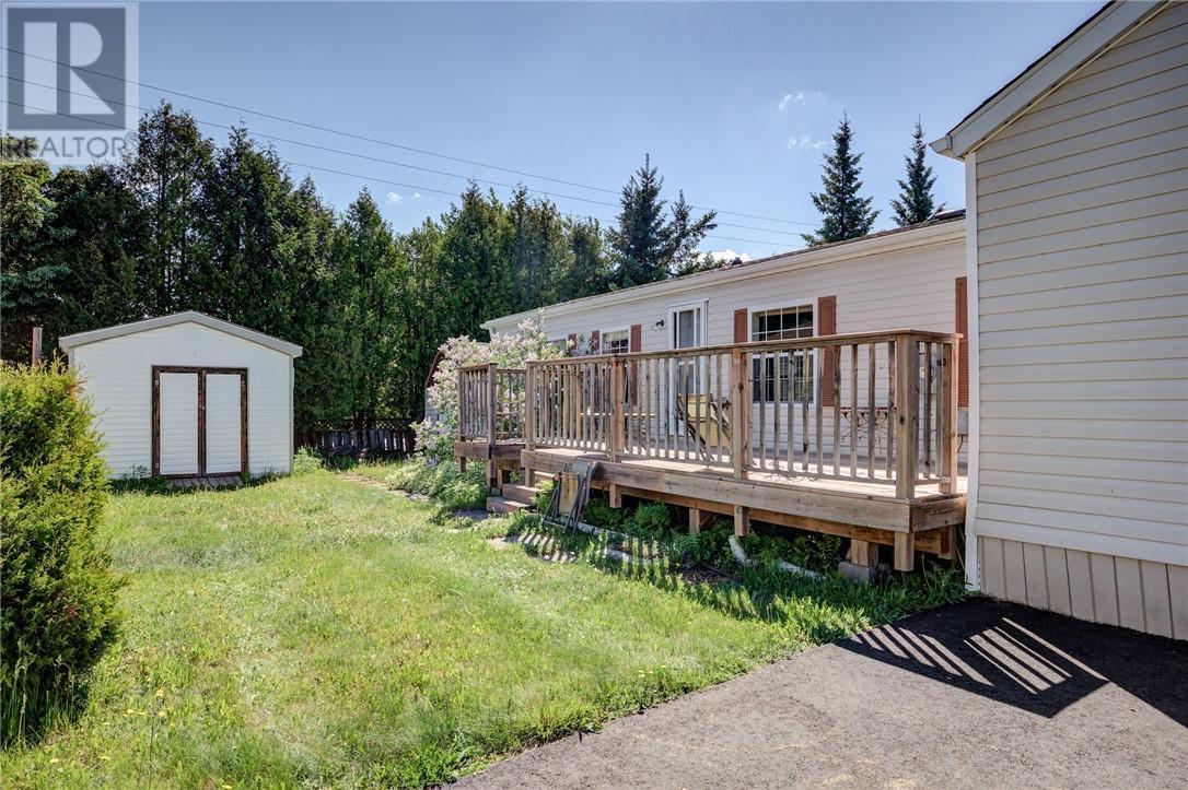 76 Corbin Avenue, Wahnapitae, ON