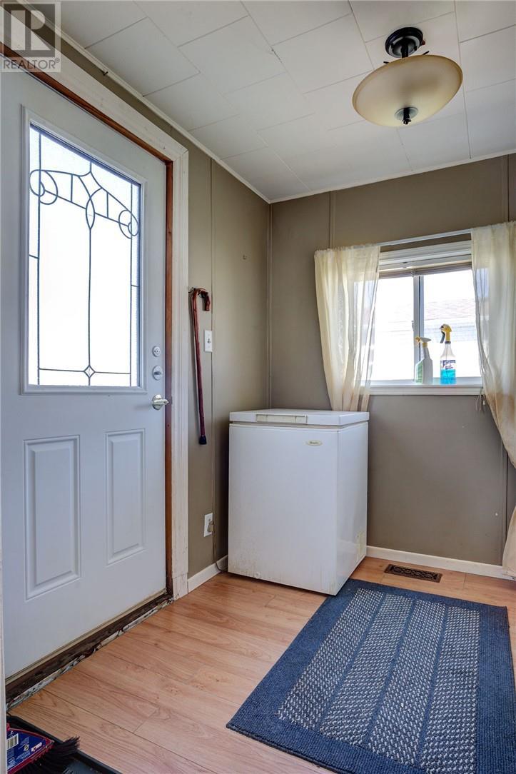 76 Corbin Avenue, Wahnapitae, ON