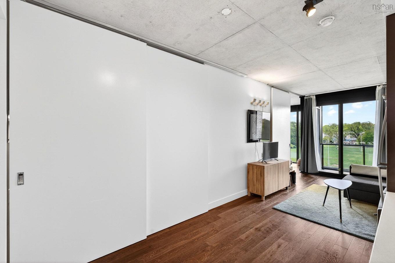 401 1048 Wellington Street, Halifax, NS