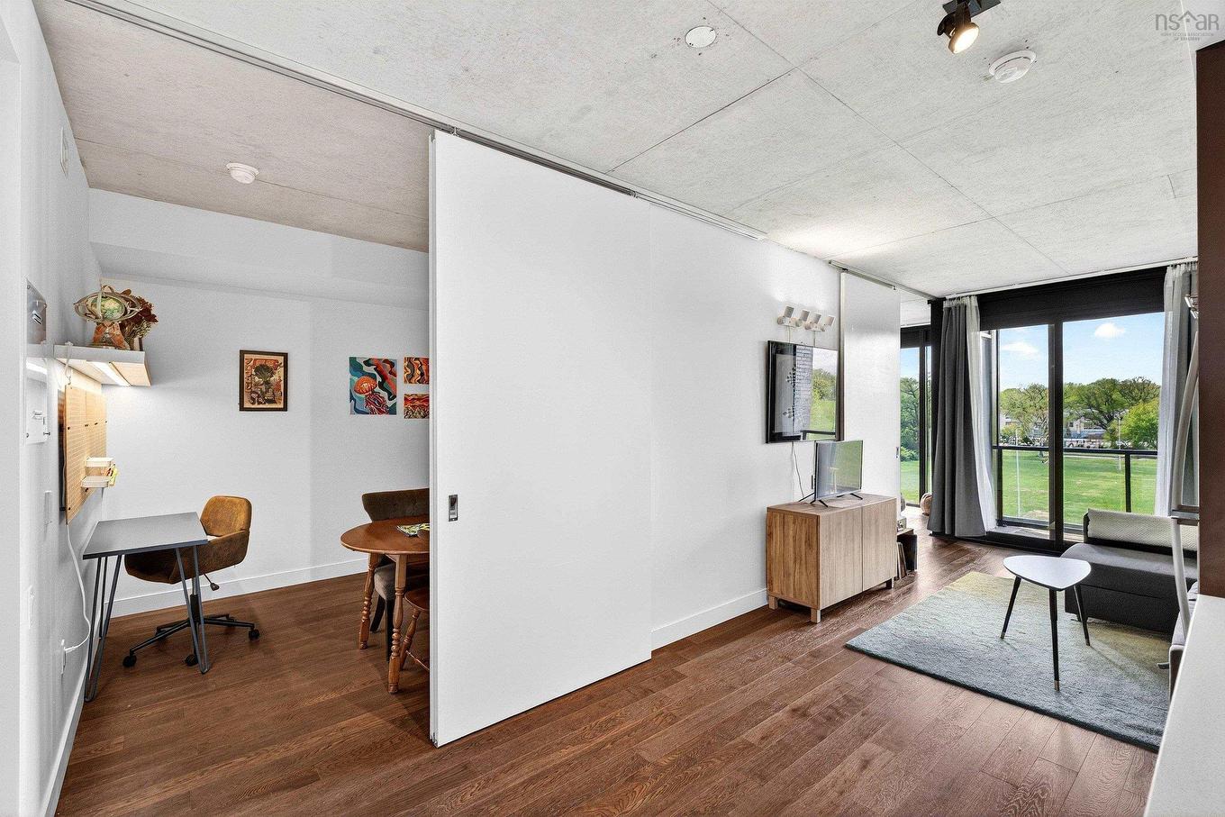 401 1048 Wellington Street, Halifax, NS
