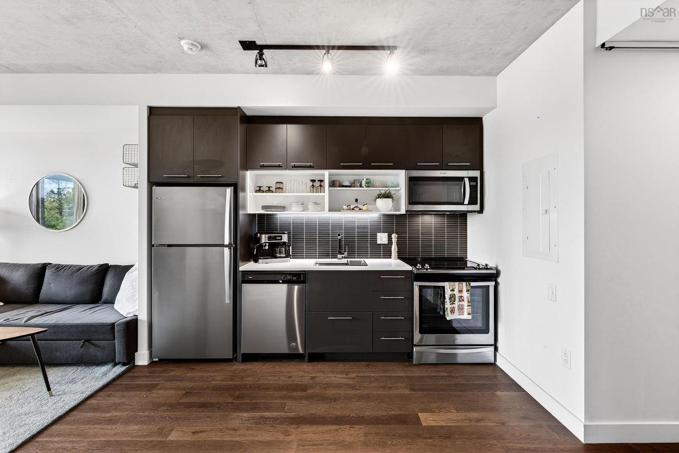 401 1048 Wellington Street, Halifax, NS