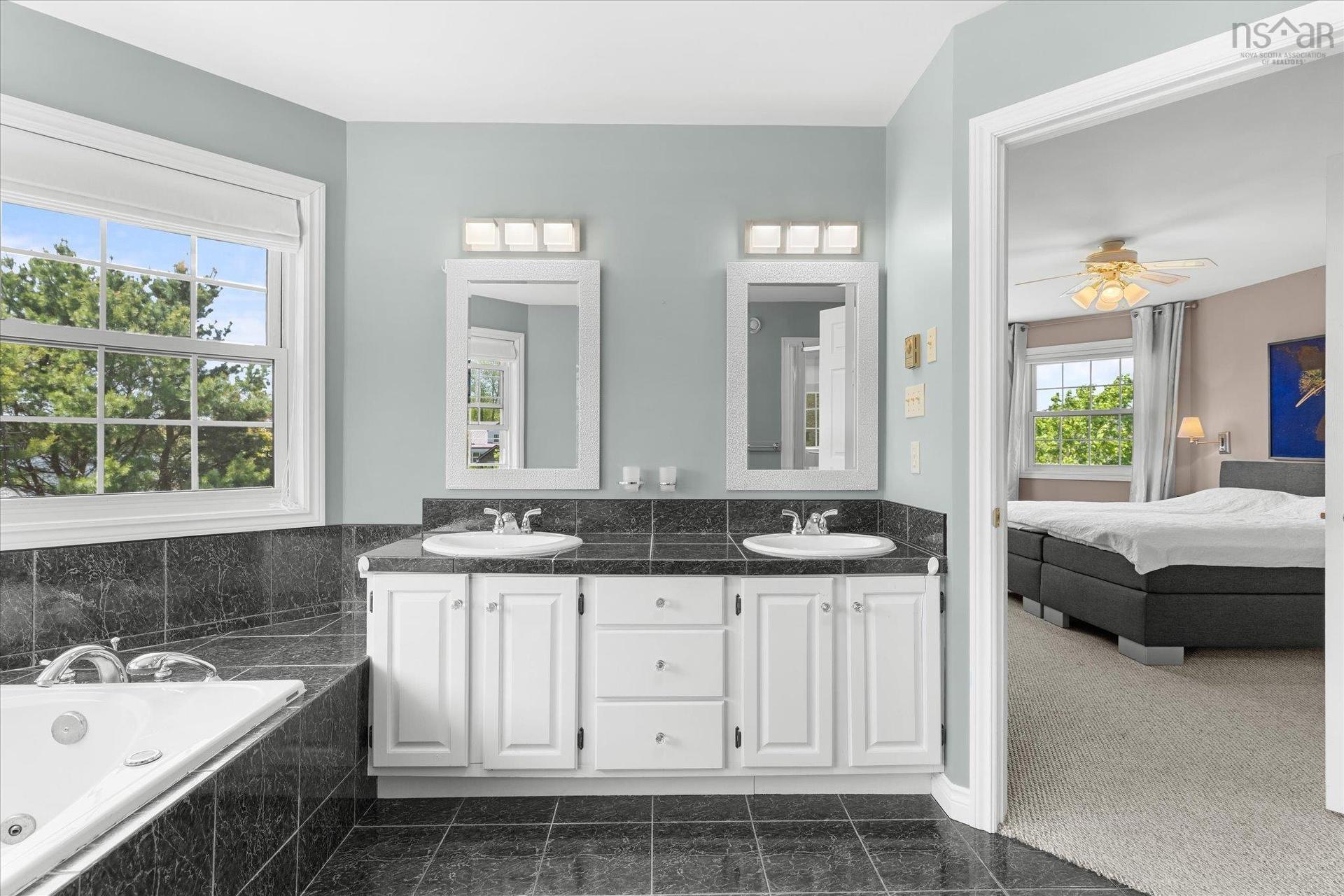 3 Ryers Lane, Shelburne, NS