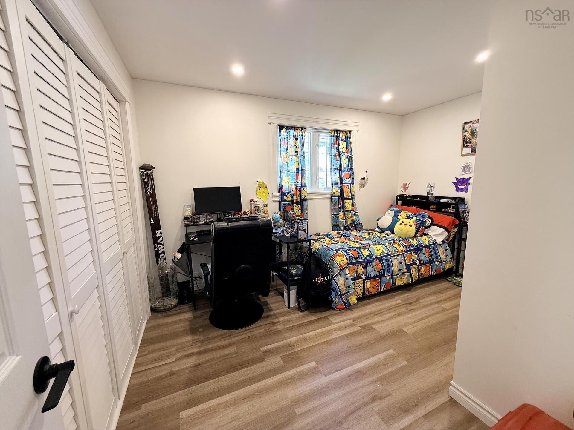 54 Maple Avenue, Lunenburg, NS