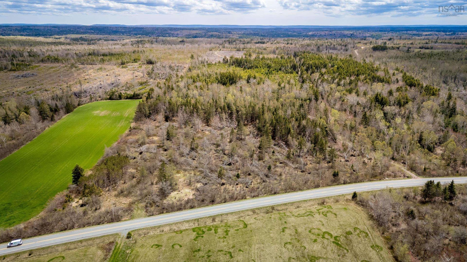 Lot Highway 215, Moose Brook, NS
