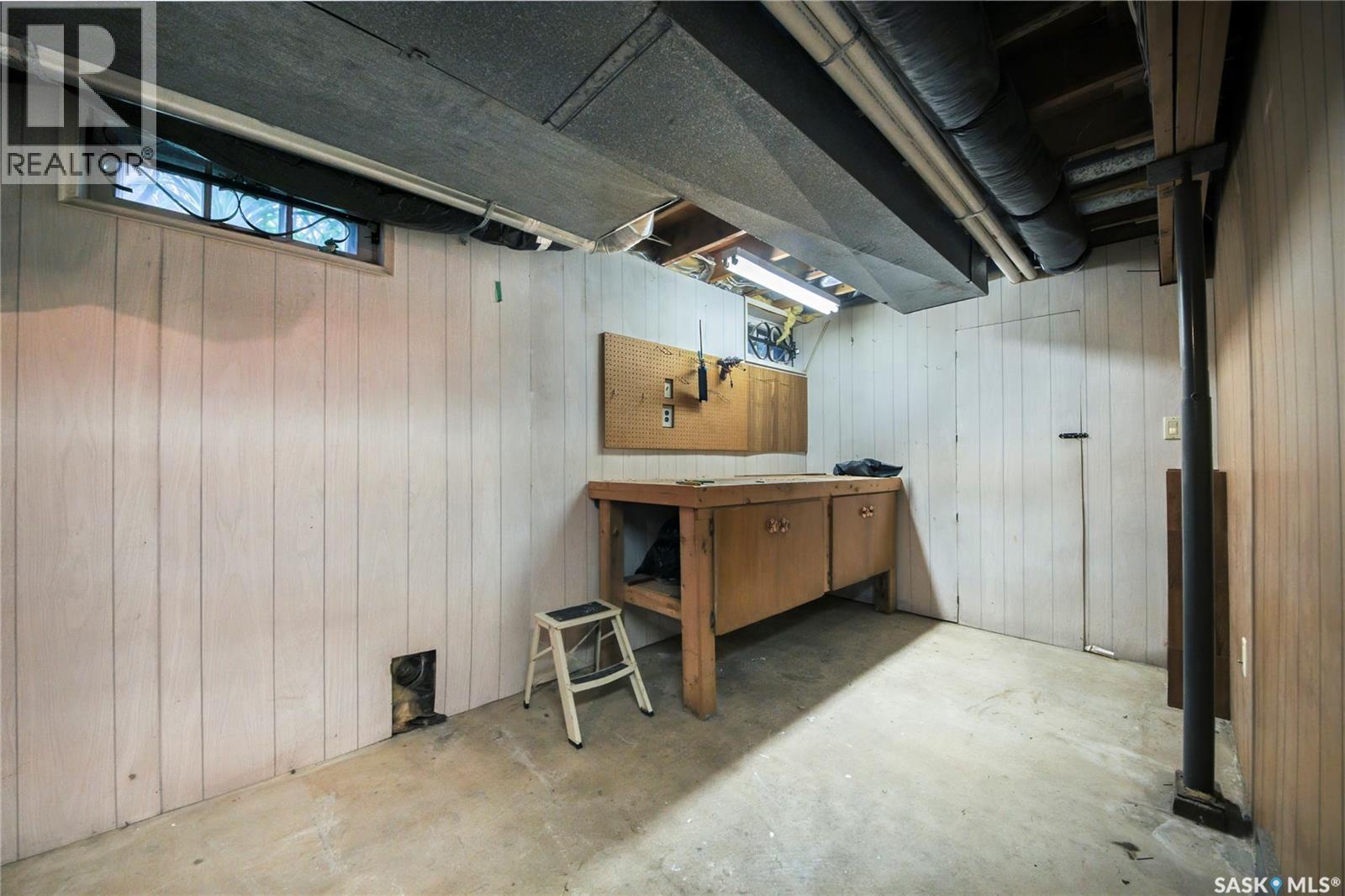 1313 N Avenue S, Saskatoon, SK
