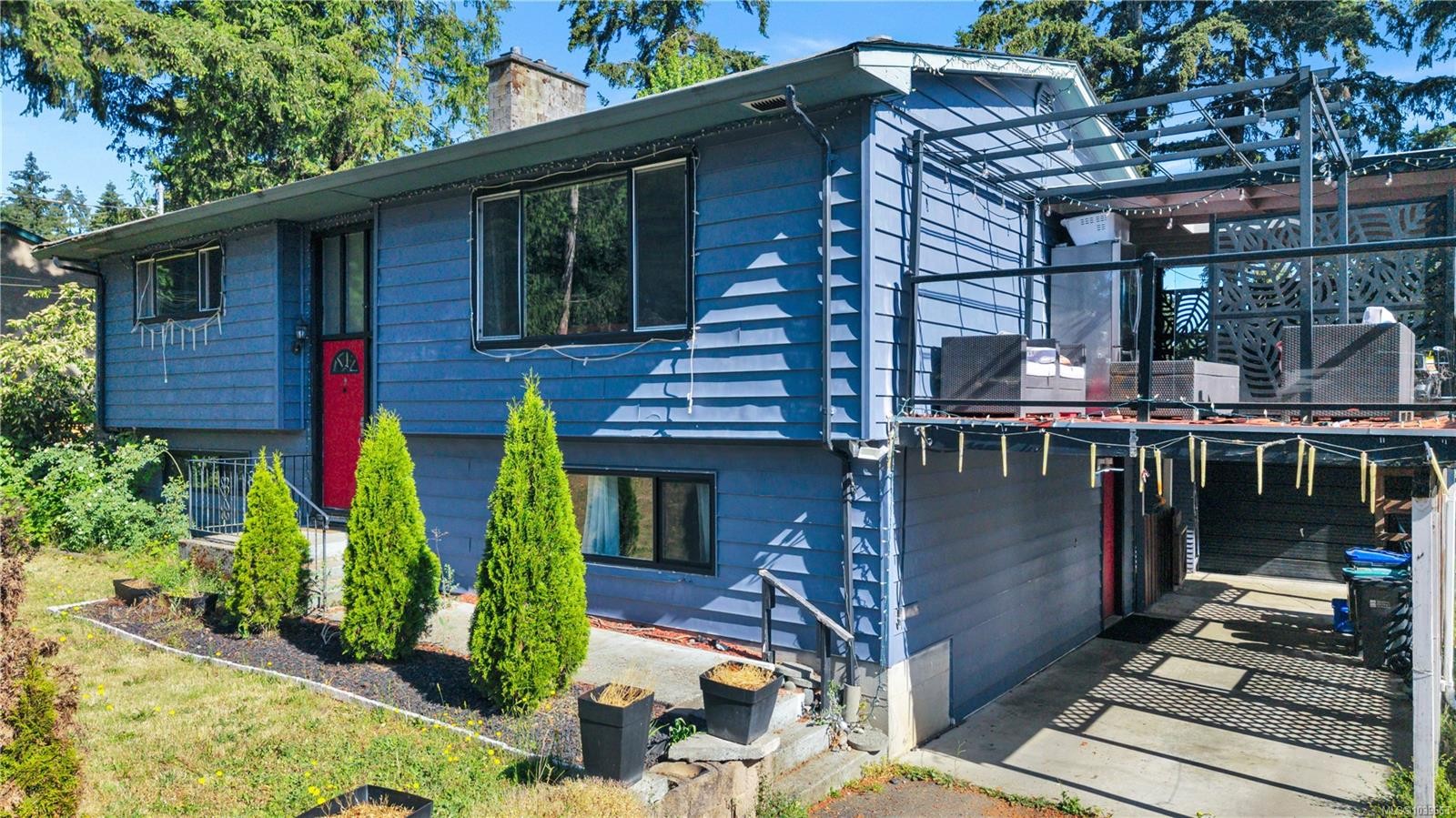 2230 Hemer Rd, Nanaimo, BC