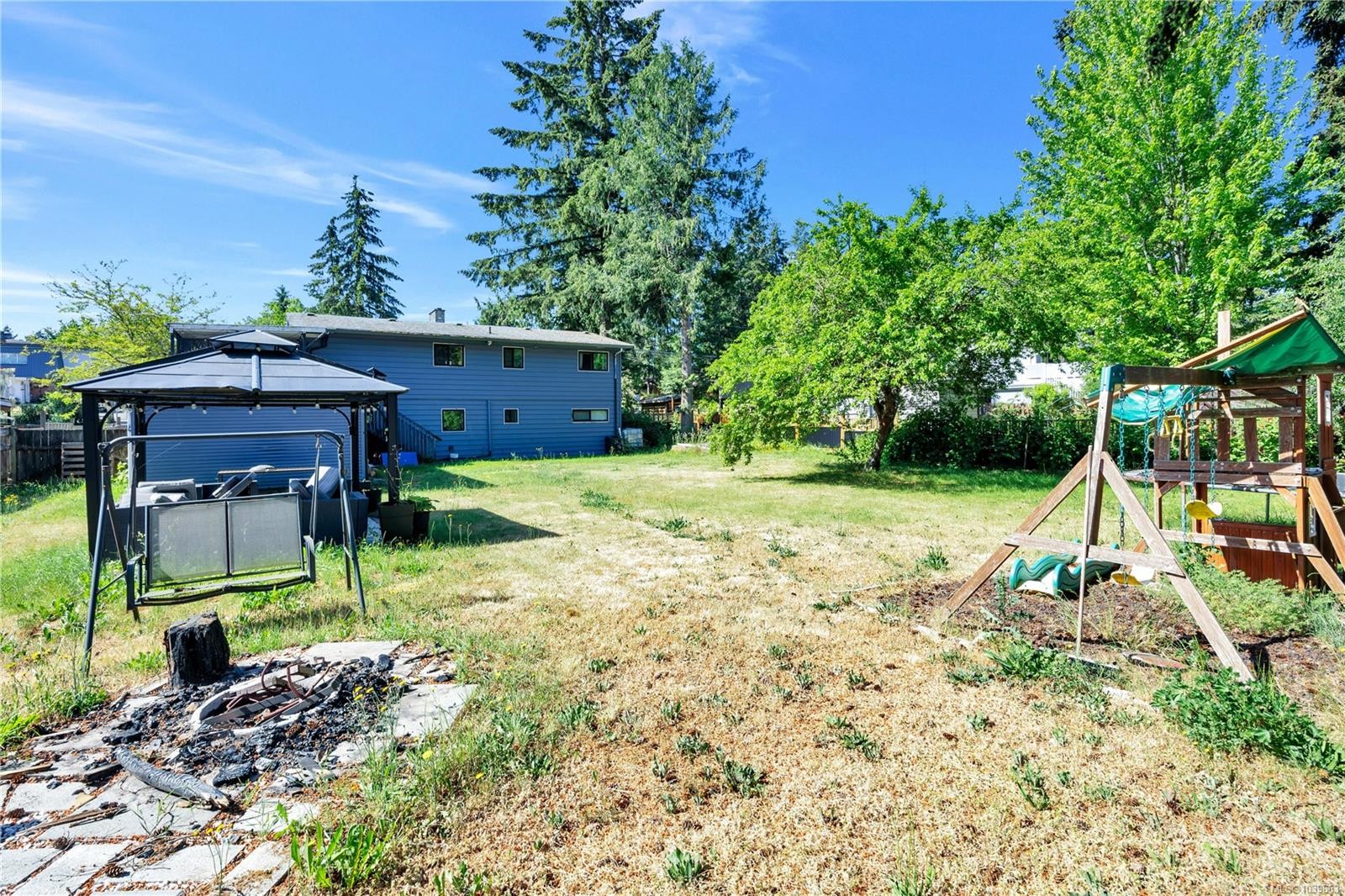 2230 Hemer Rd, Nanaimo, BC