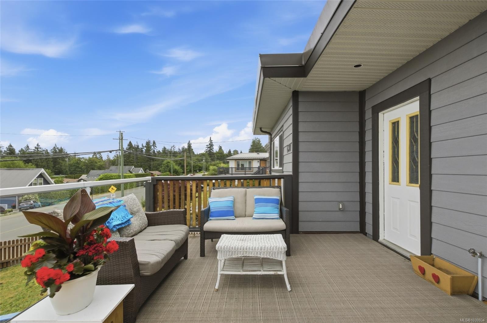 430 Davis Rd, Ladysmith, BC