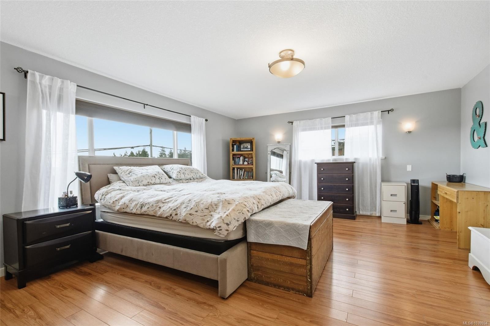 430 Davis Rd, Ladysmith, BC