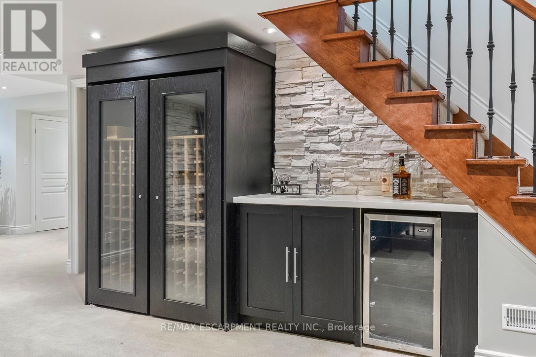 519 Hancock Way, Mississauga, ON