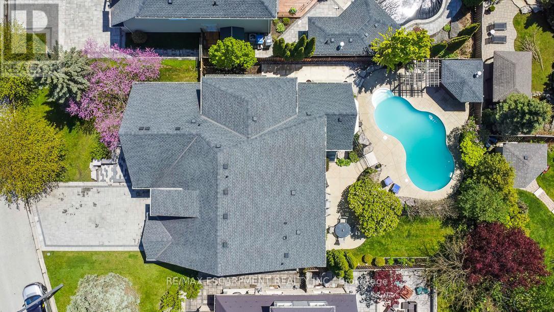 519 Hancock Way, Mississauga, ON