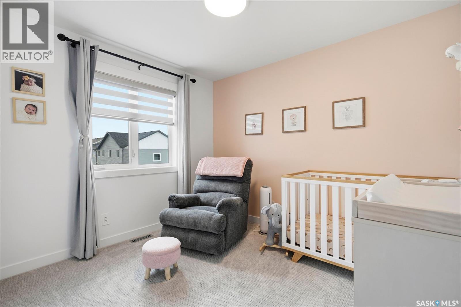 302 Chelsom Manor, Saskatoon, SK
