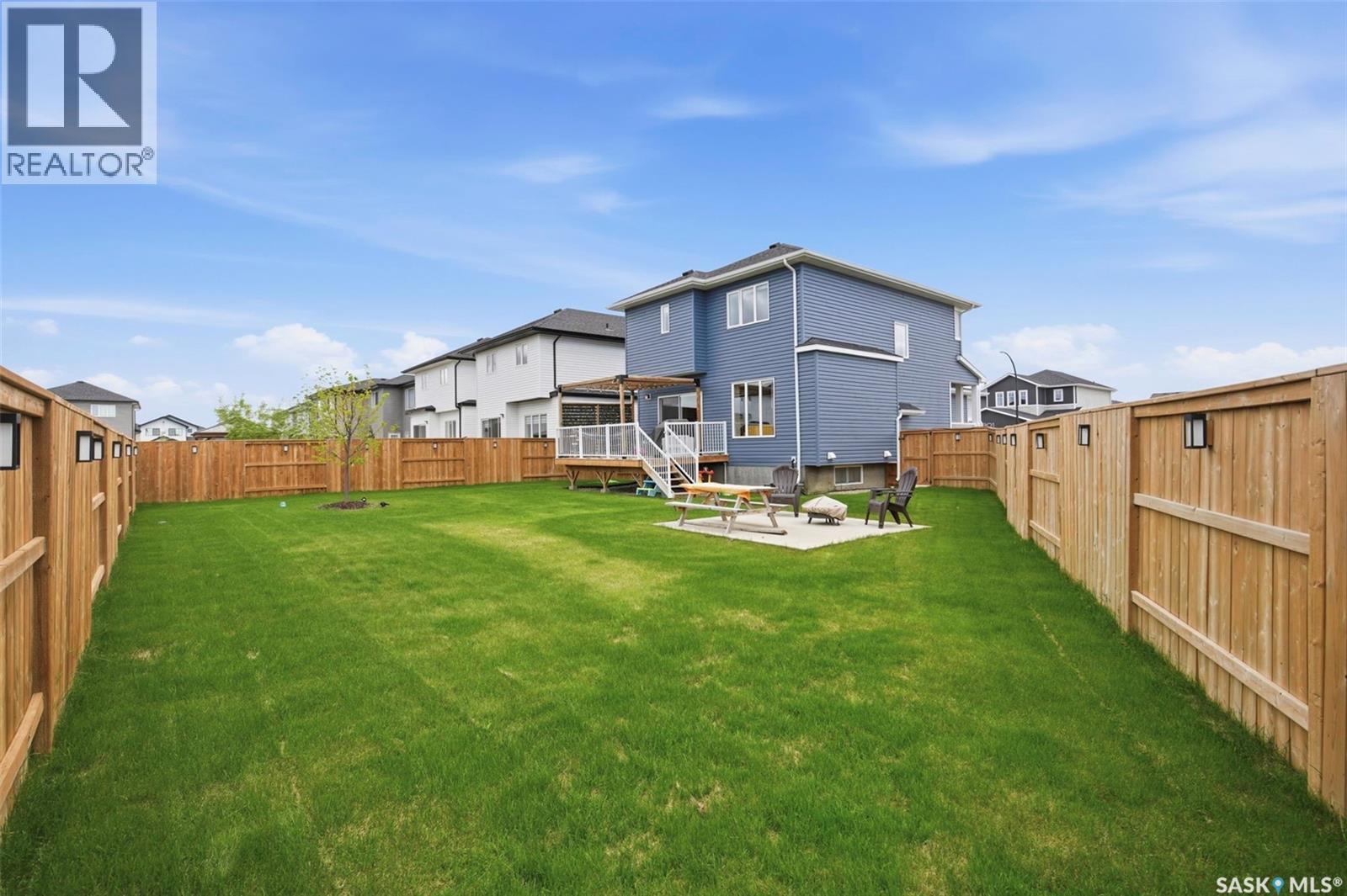 302 Chelsom Manor, Saskatoon, SK