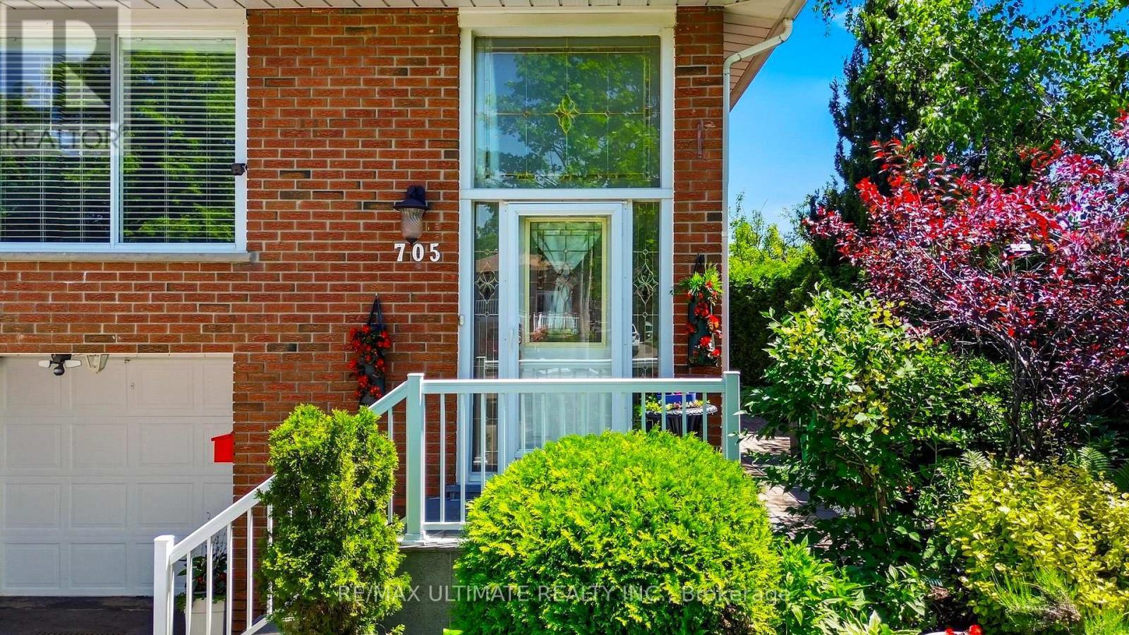 705 Eaglemount Crescent, Mississauga, ON