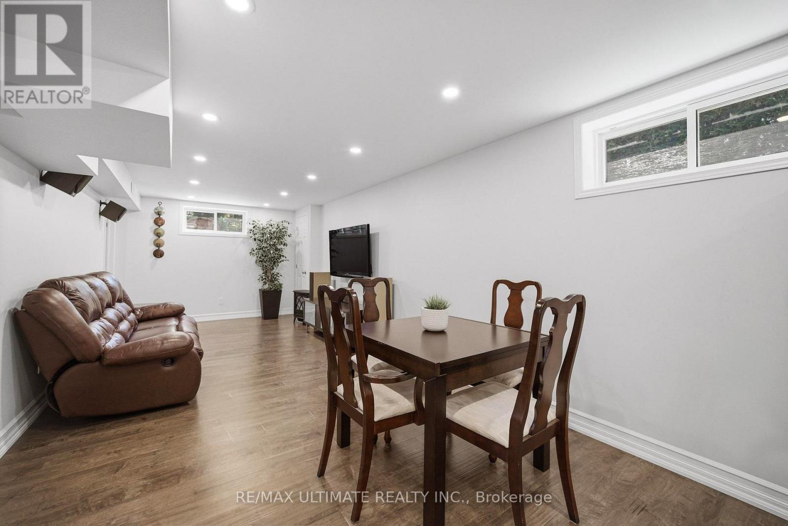 705 Eaglemount Crescent, Mississauga, ON