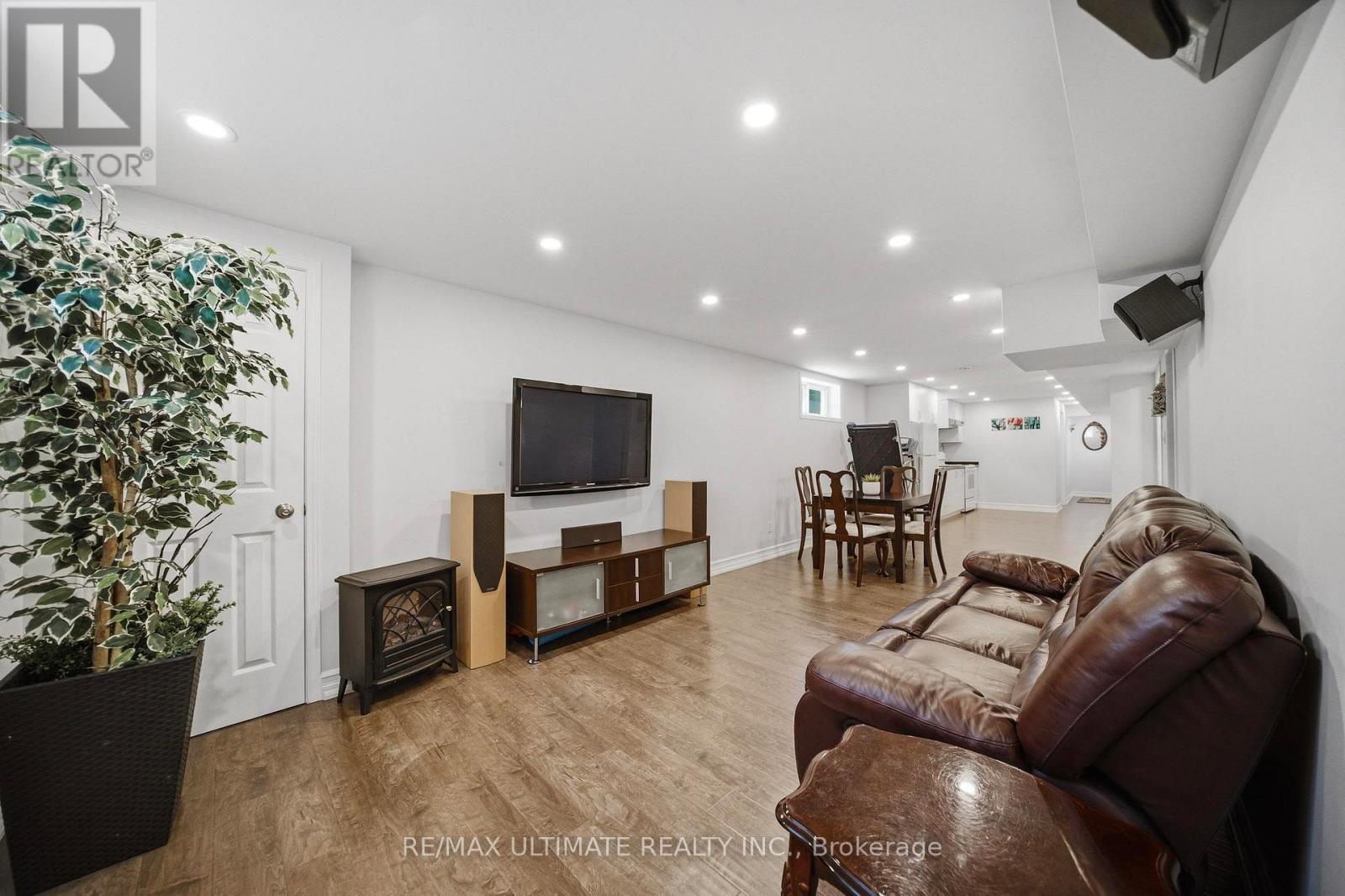 705 Eaglemount Crescent, Mississauga, ON