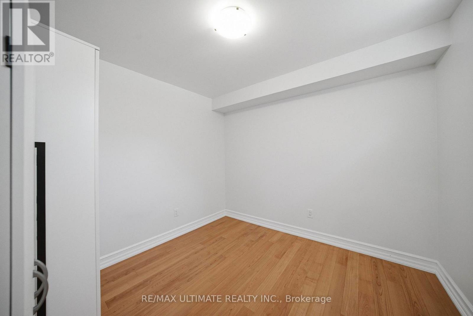 705 Eaglemount Crescent, Mississauga, ON
