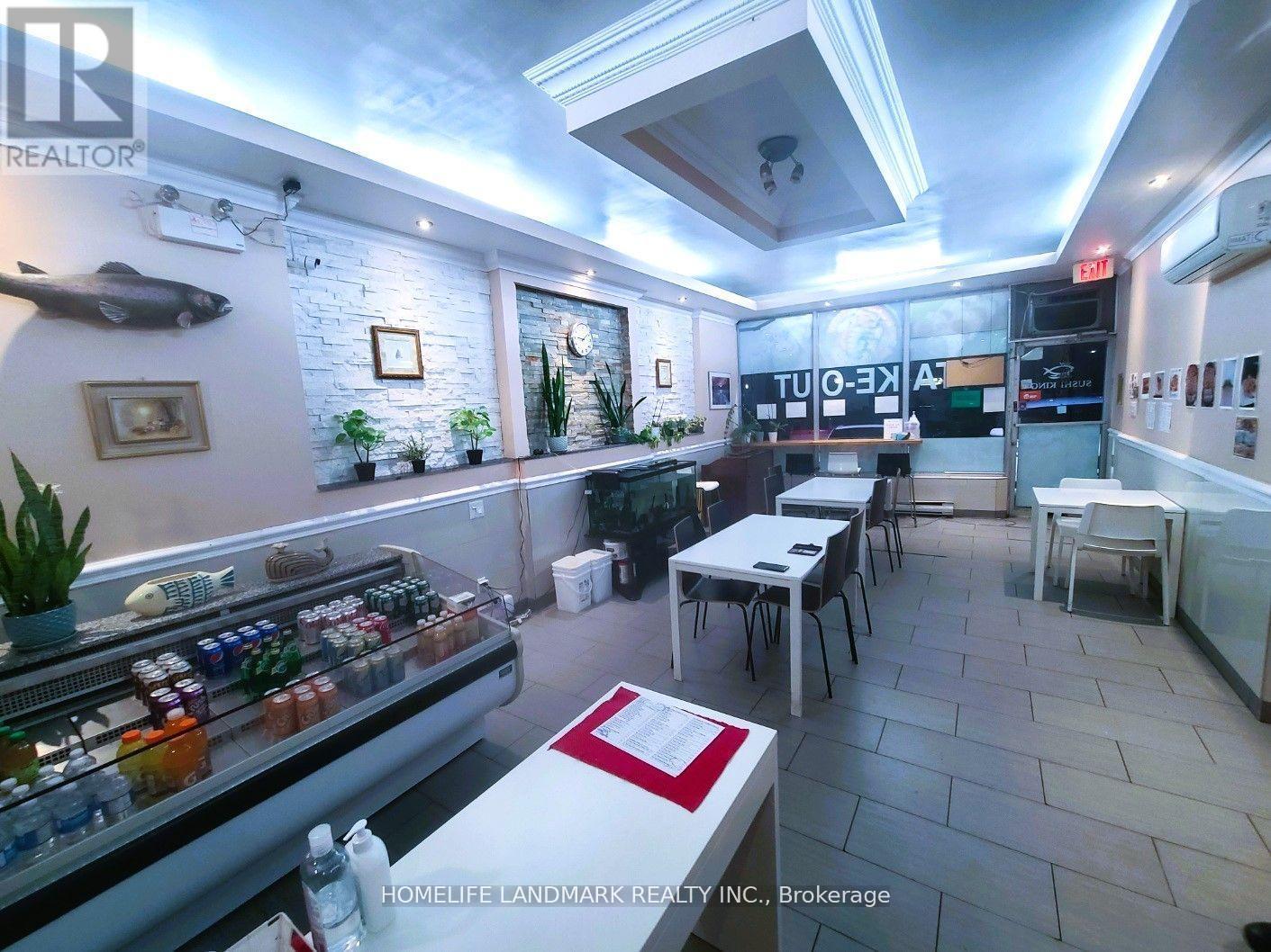 941 Lakeshore Road, Mississauga, ON