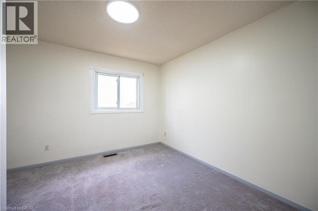 77 Rolling Meadows Drive, Kitchener, ON