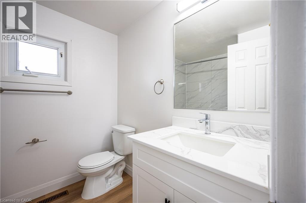 77 Rolling Meadows Drive, Kitchener, ON