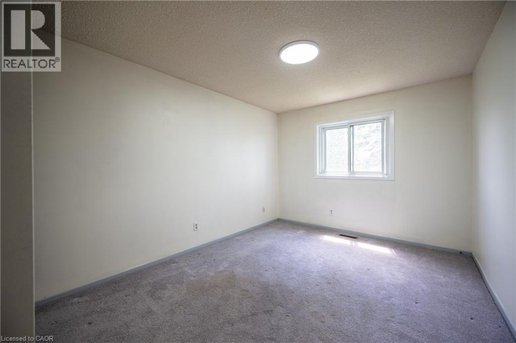 77 Rolling Meadows Drive, Kitchener, ON