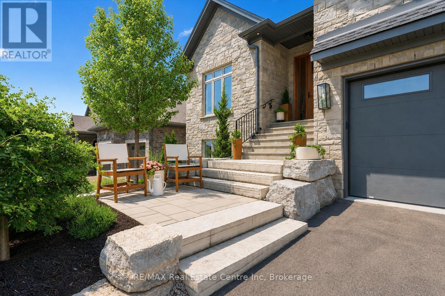 122 Ridgeview Drive, Mapleton, ON