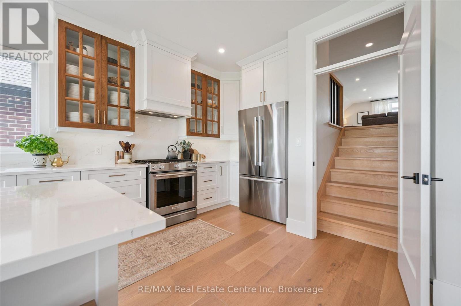 122 Ridgeview Drive, Mapleton, ON