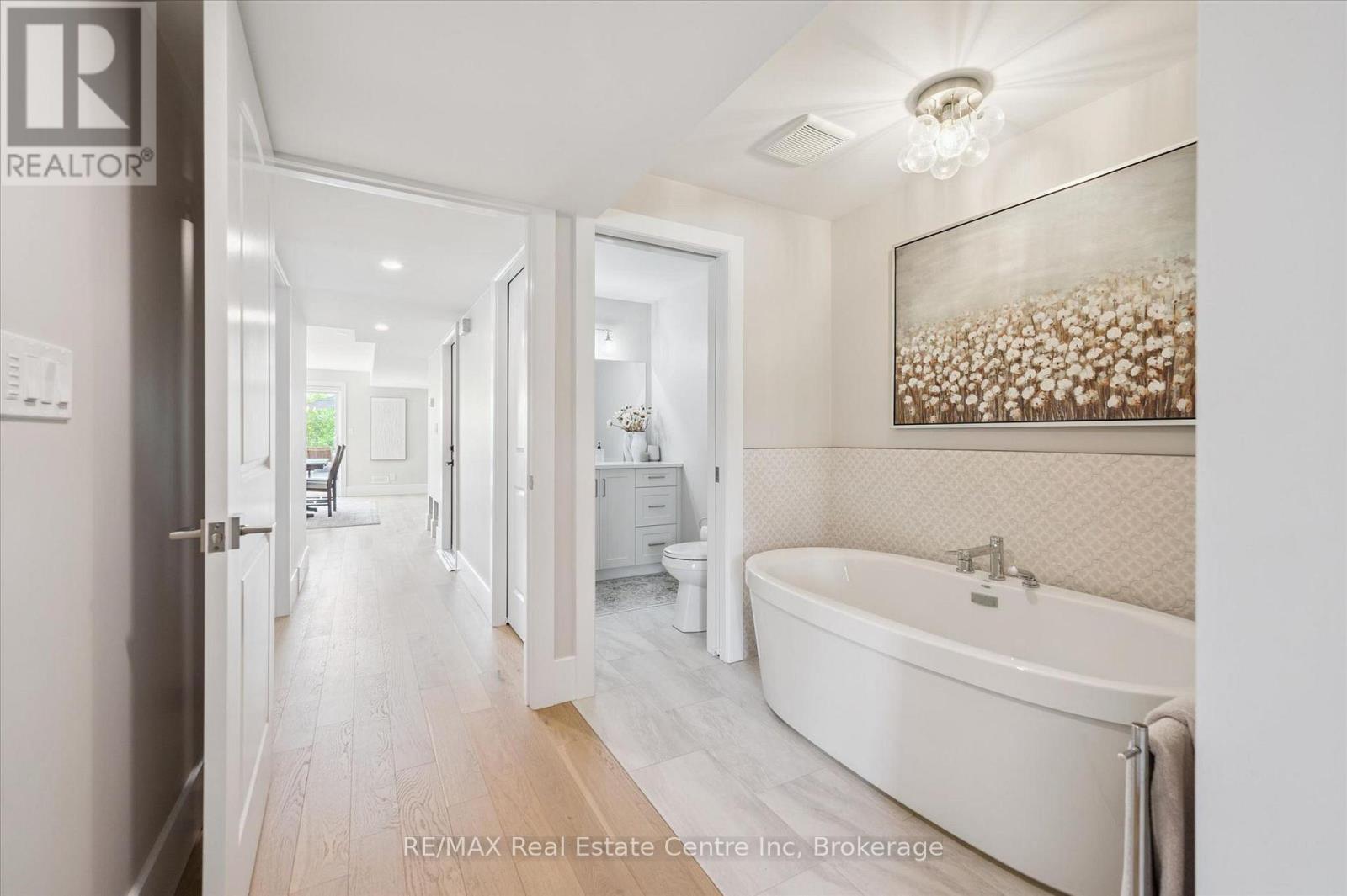 122 Ridgeview Drive, Mapleton, ON
