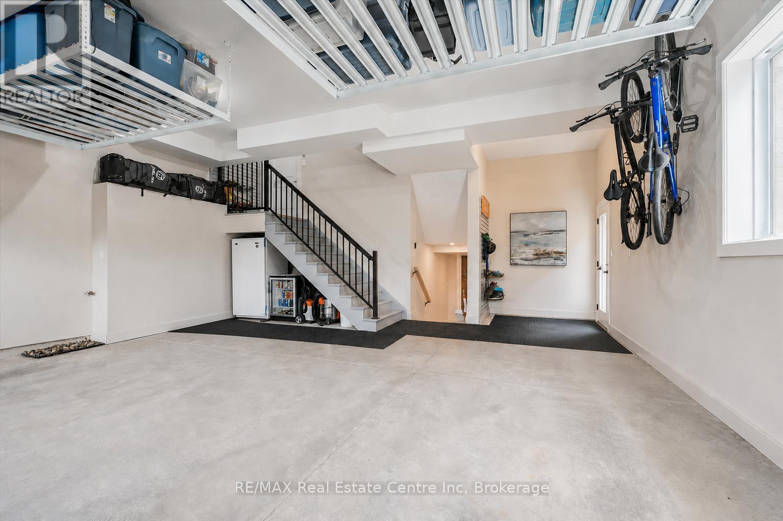 122 Ridgeview Drive, Mapleton, ON