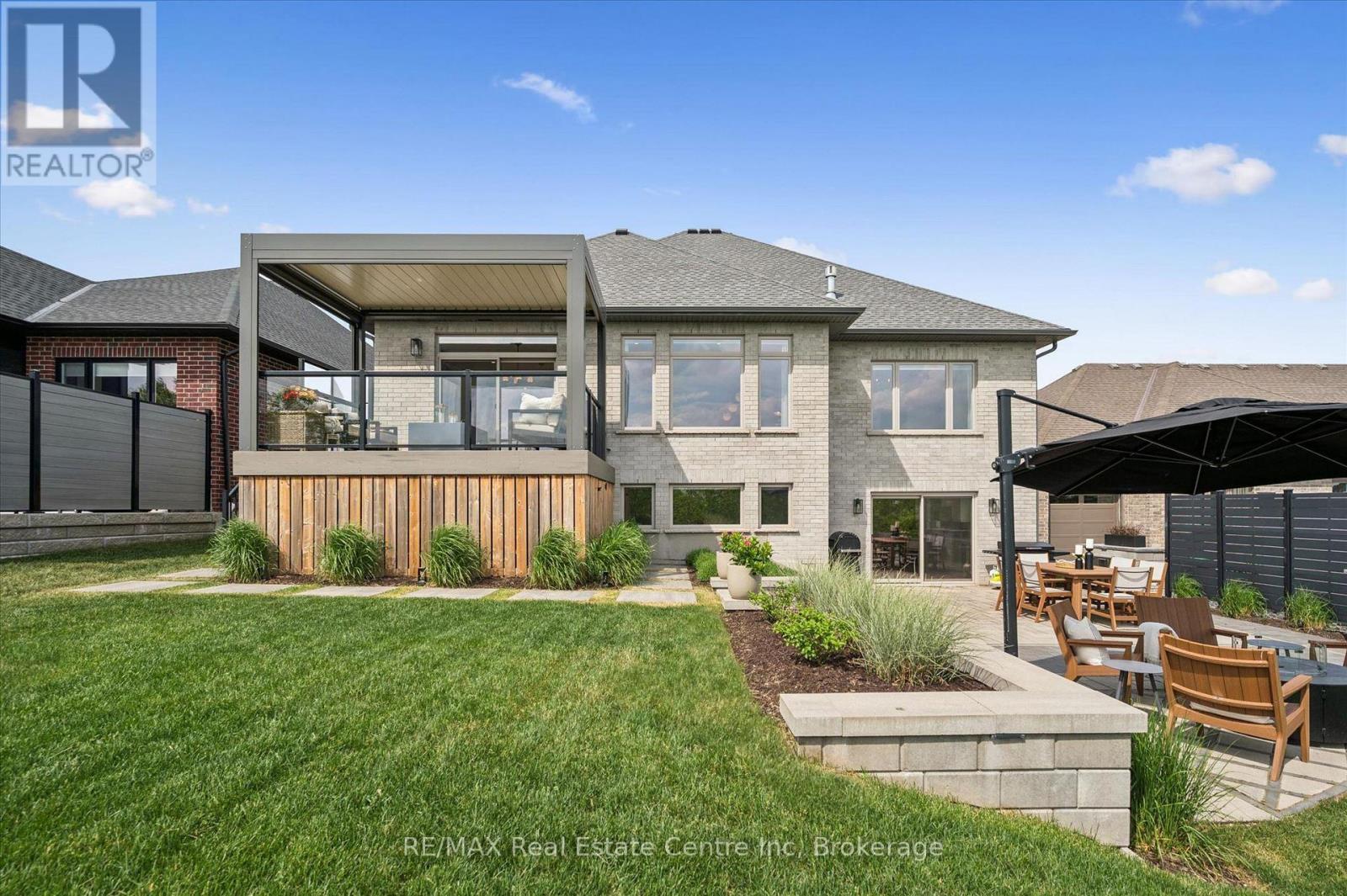 122 Ridgeview Drive, Mapleton, ON