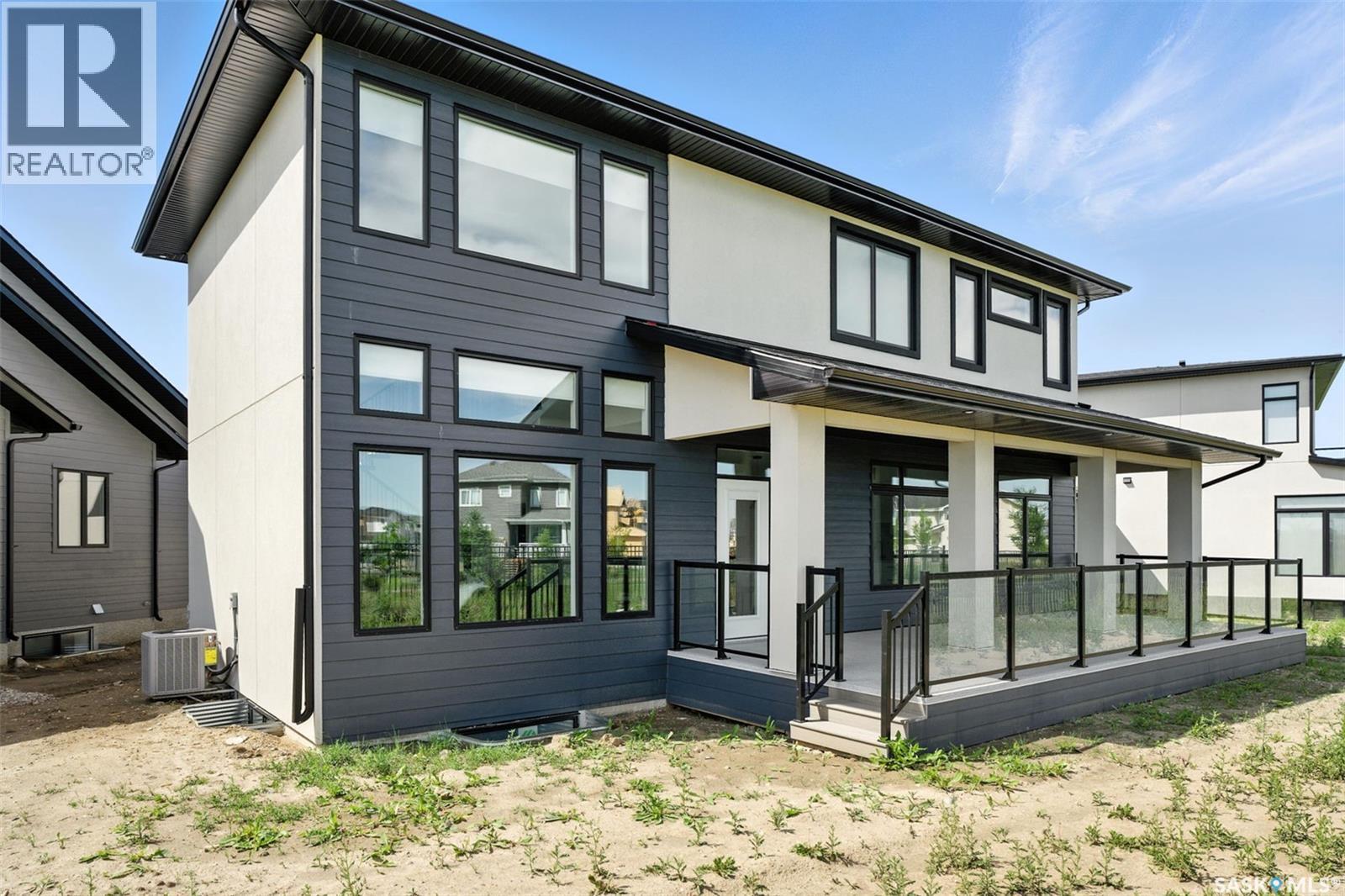 319 Woolf Bay, Saskatoon, SK