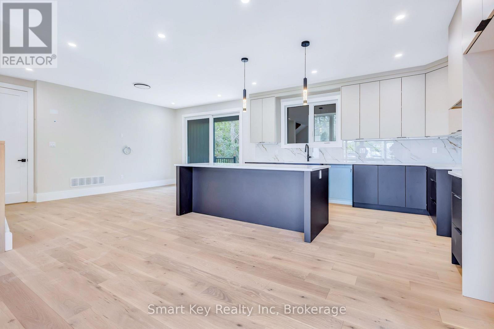125 Brae Crescent, Ottawa, ON