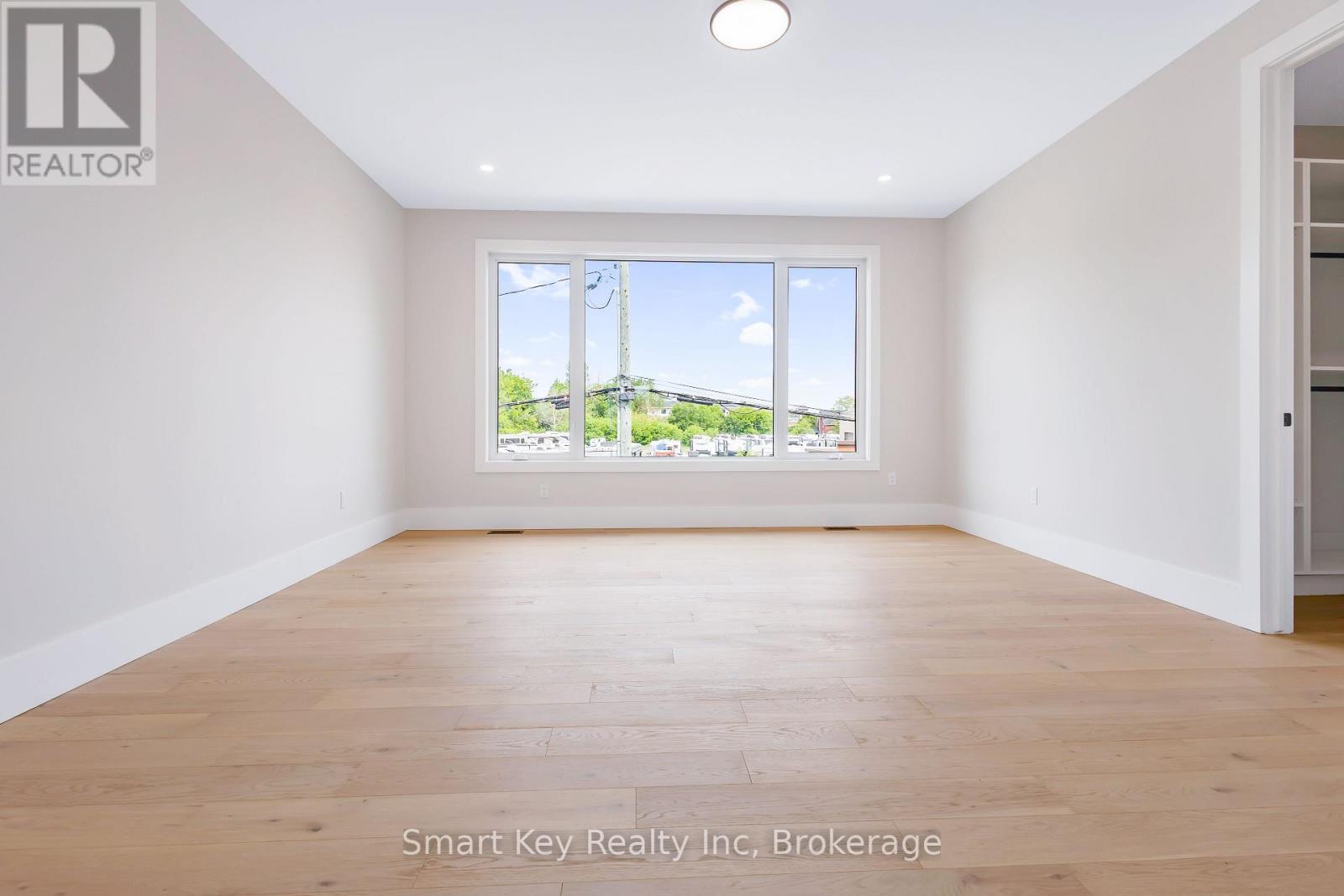 125 Brae Crescent, Ottawa, ON