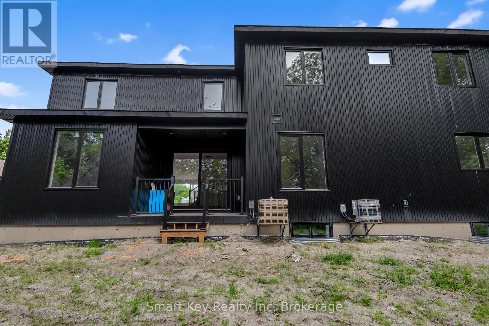 125 Brae Crescent, Ottawa, ON