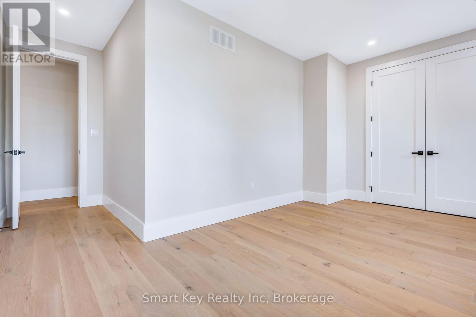 125 Brae Crescent, Ottawa, ON