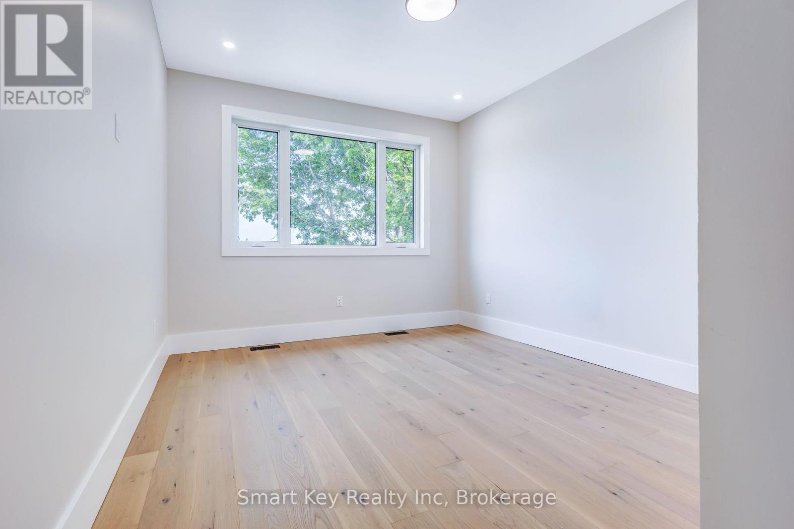 125 Brae Crescent, Ottawa, ON