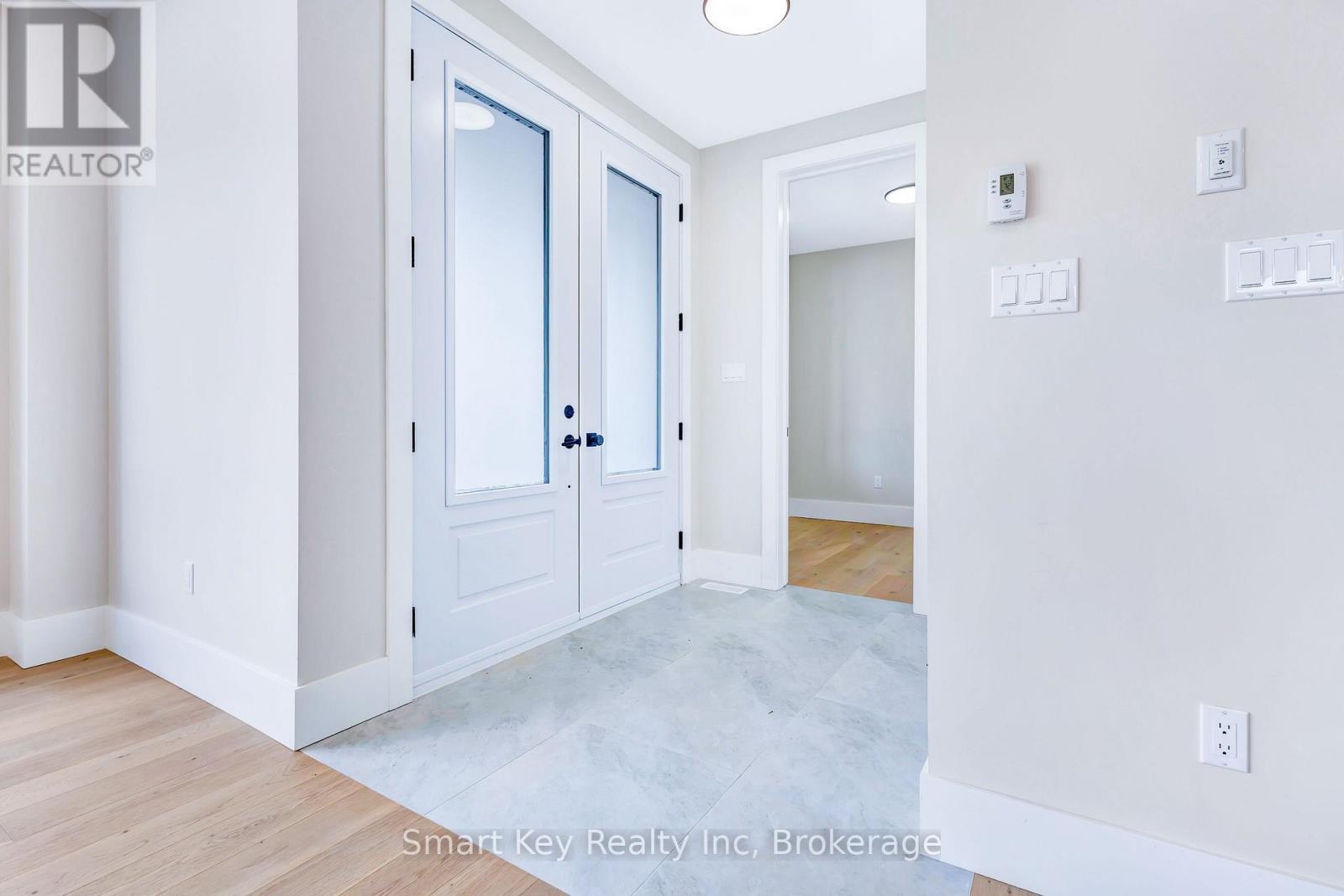 125 Brae Crescent, Ottawa, ON