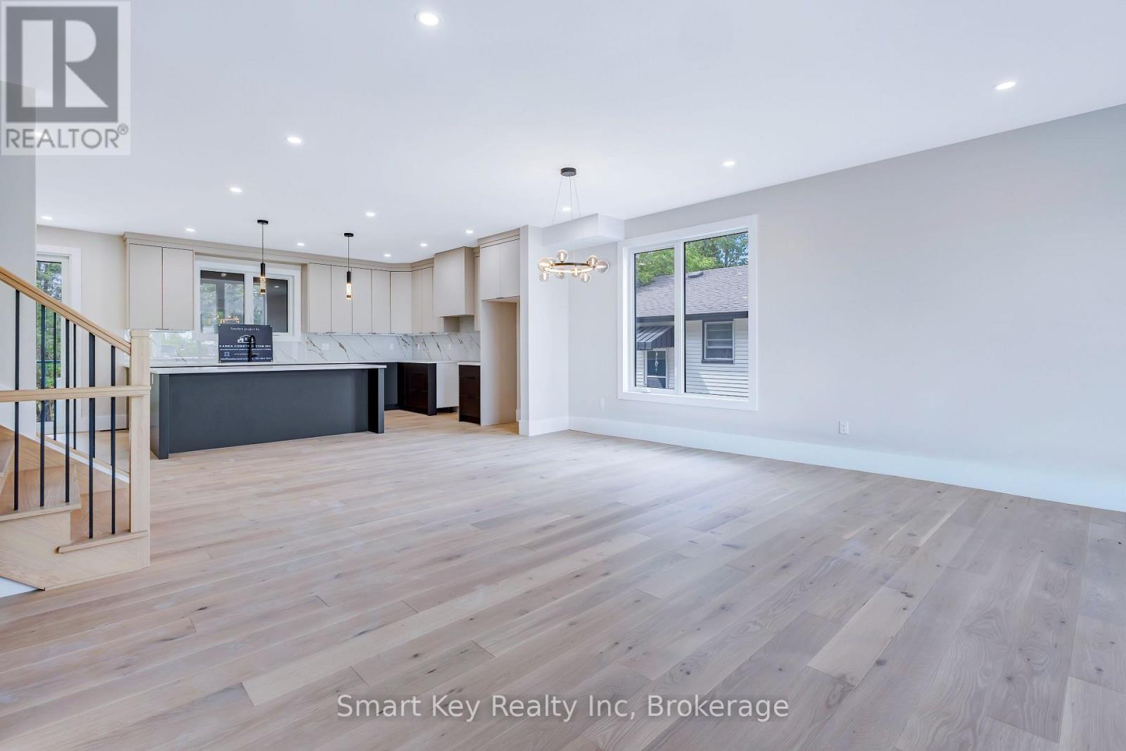 125 Brae Crescent, Ottawa, ON